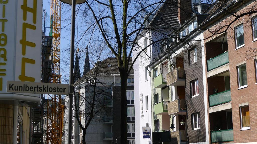 Kunibertkloster Appartements Am Dom Cologne Exterior photo