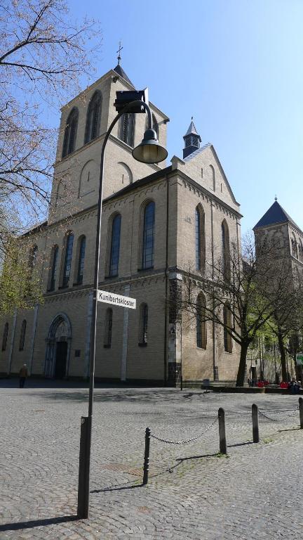 Kunibertkloster Appartements Am Dom Cologne Exterior photo